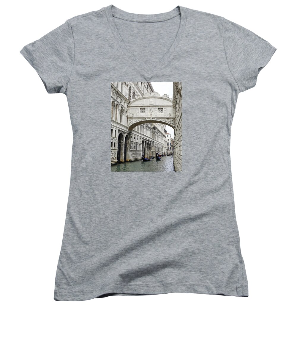 Rio Di Palazzo Women's V-Neck featuring the photograph Gondolas Going Under The Bridge Of Sighs In Venice Italy #3 by Rick Rosenshein