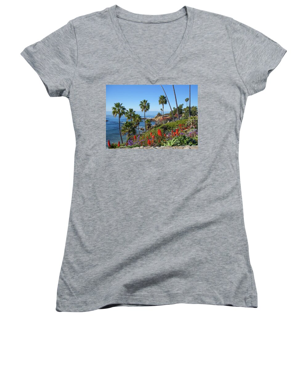 Laguna Beach Women's V-Neck featuring the photograph Heisler Park, Laguna Beach #2 by Cliff Wassmann