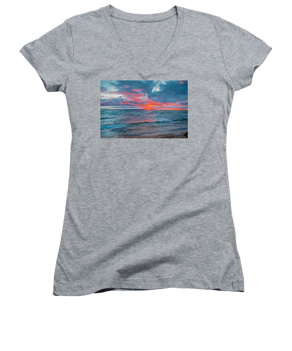 Lake Superior Women's V-Neck featuring the photograph Superior Sunset #1 by Gary McCormick
