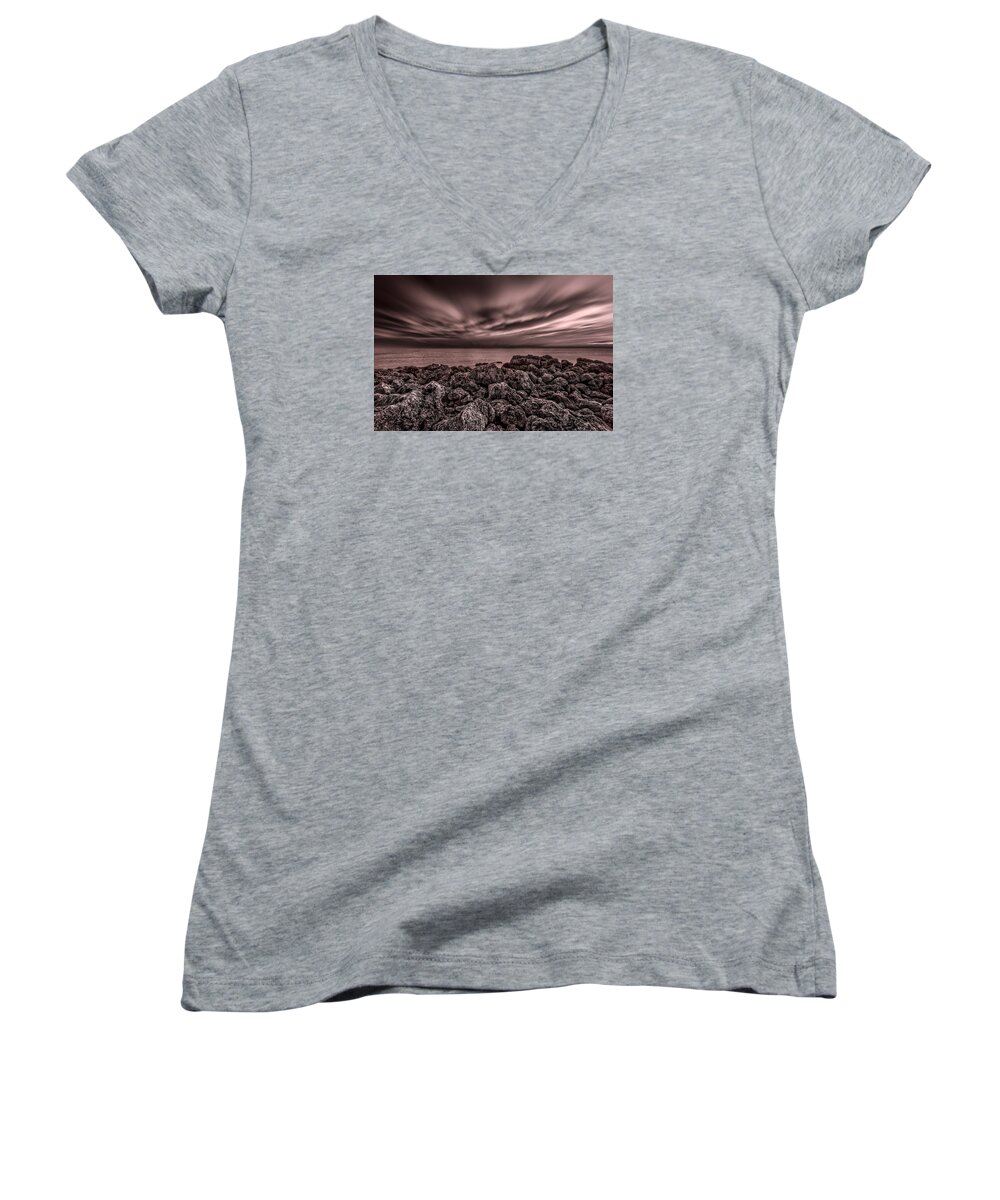 Naples Women's V-Neck featuring the photograph Sunst over the Ocean #14 by Peter Lakomy