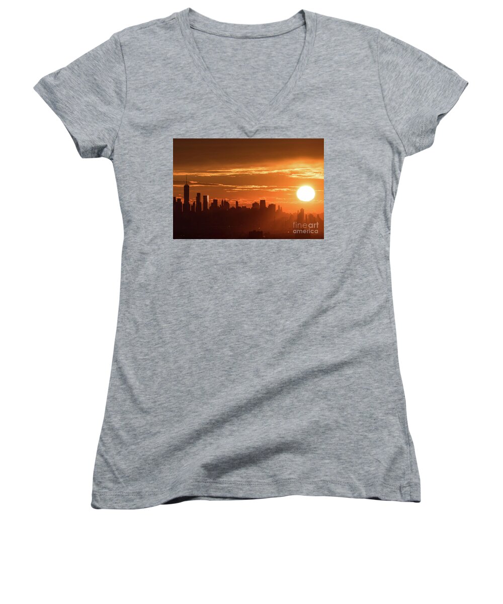 New York Women's V-Neck featuring the photograph New York City Sunrise #2 by Zawhaus Photography