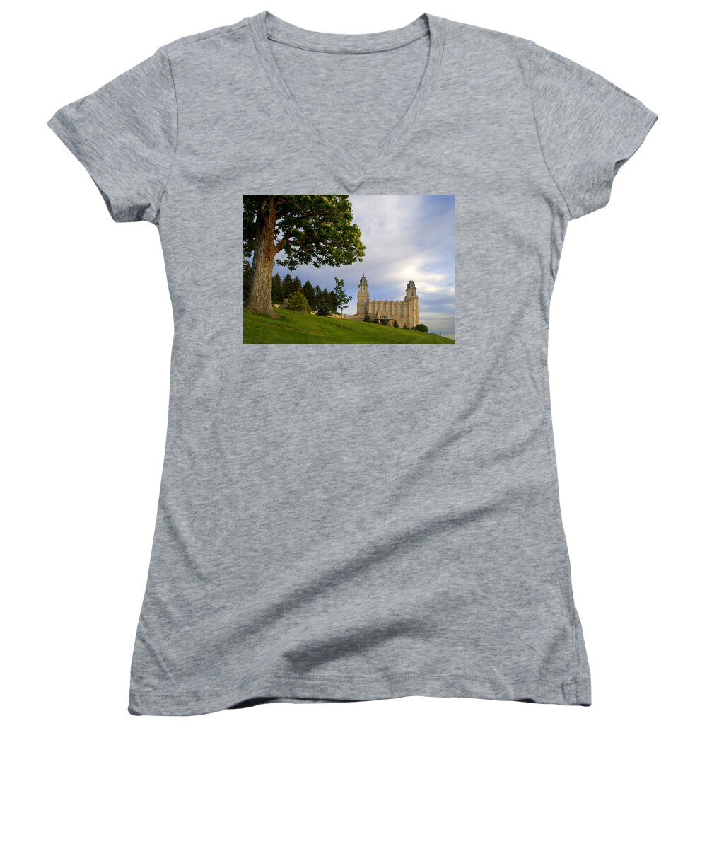 Temple Women's V-Neck featuring the photograph Manti Utah LDS Temple #6 by Nathan Abbott