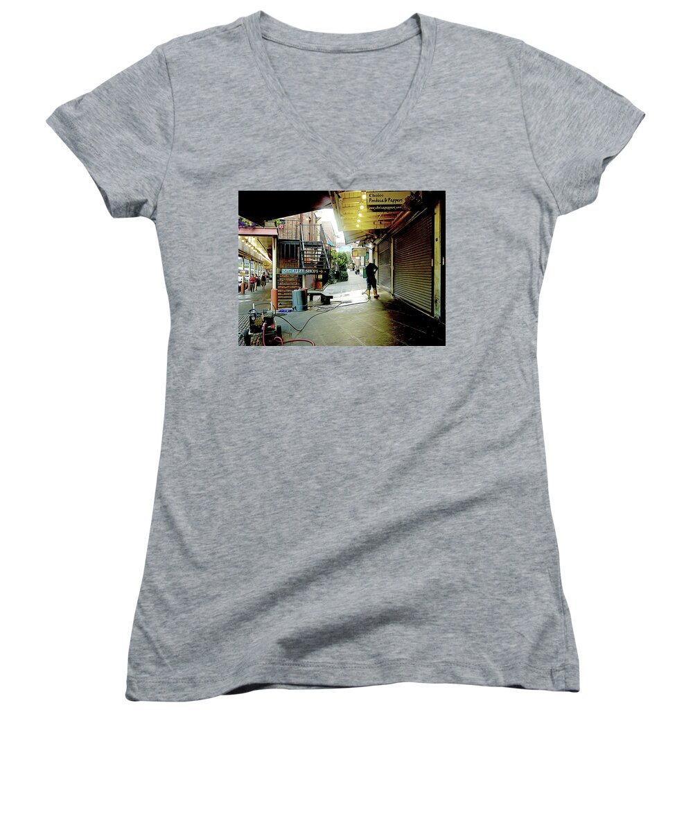 Sanitary Market Women's V-Neck featuring the photograph Alley Market End of Day by Linda Carruth