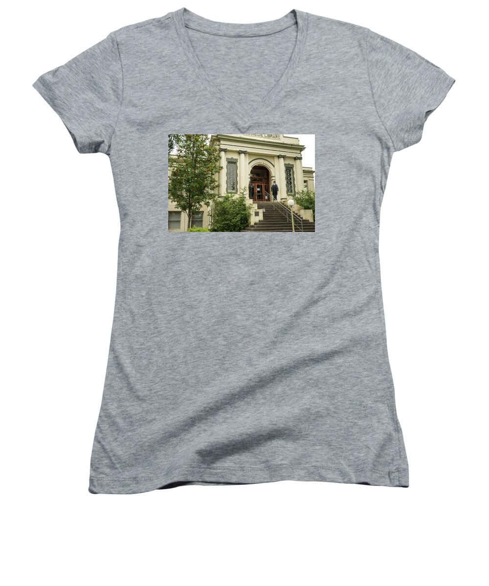Anacortes Museum Women's V-Neck featuring the photograph Anacortes Museum by Tom Cochran