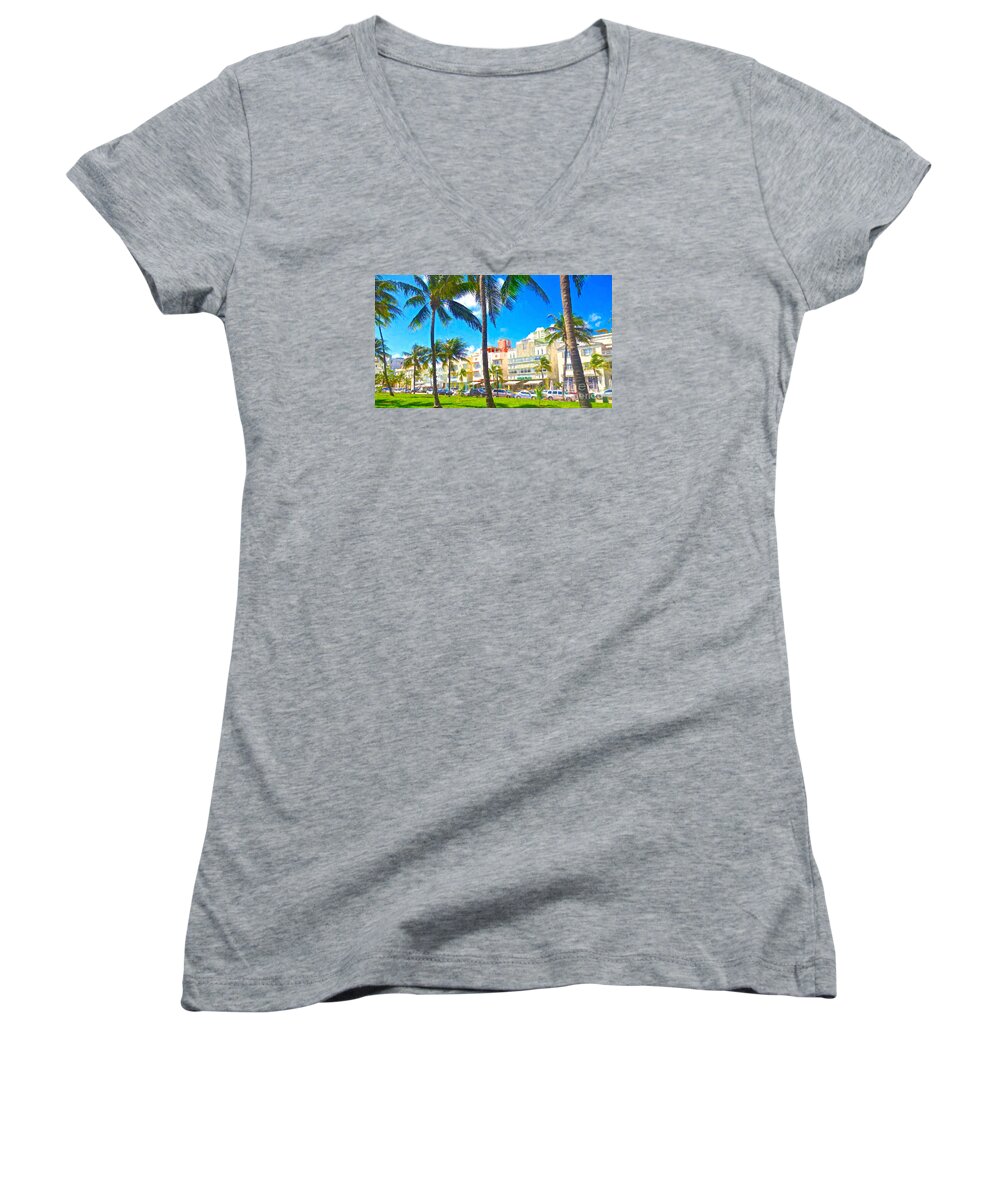 5 Star Women's V-Neck featuring the painting Art Deco Style by Judy Kay