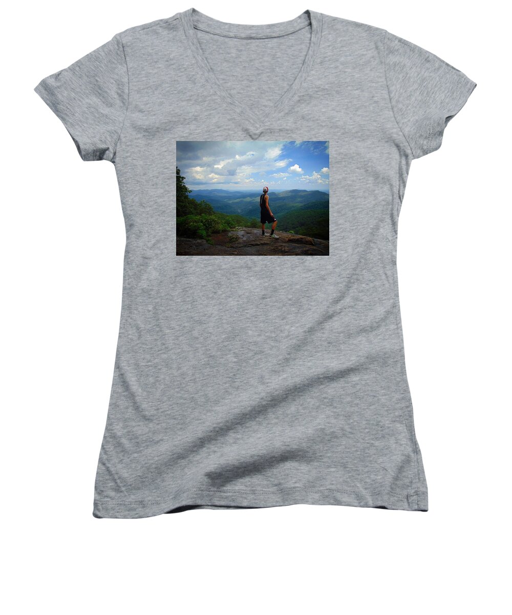 Views Women's V-Neck featuring the photograph Appalachian Trail - Views by Richie Parks
