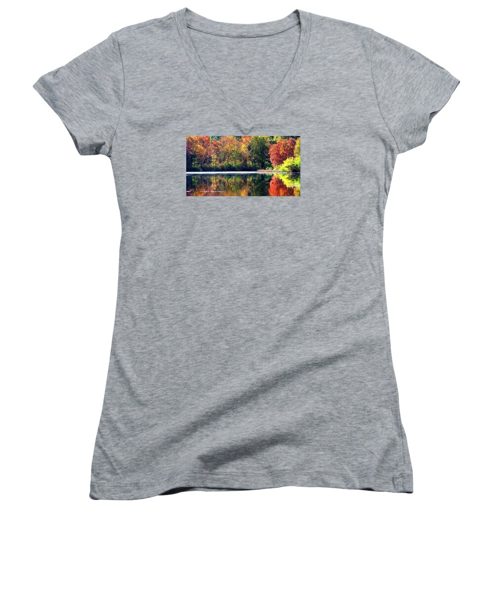 Lake Women's V-Neck featuring the photograph Autumn At Laurel Lake by Angela Davies