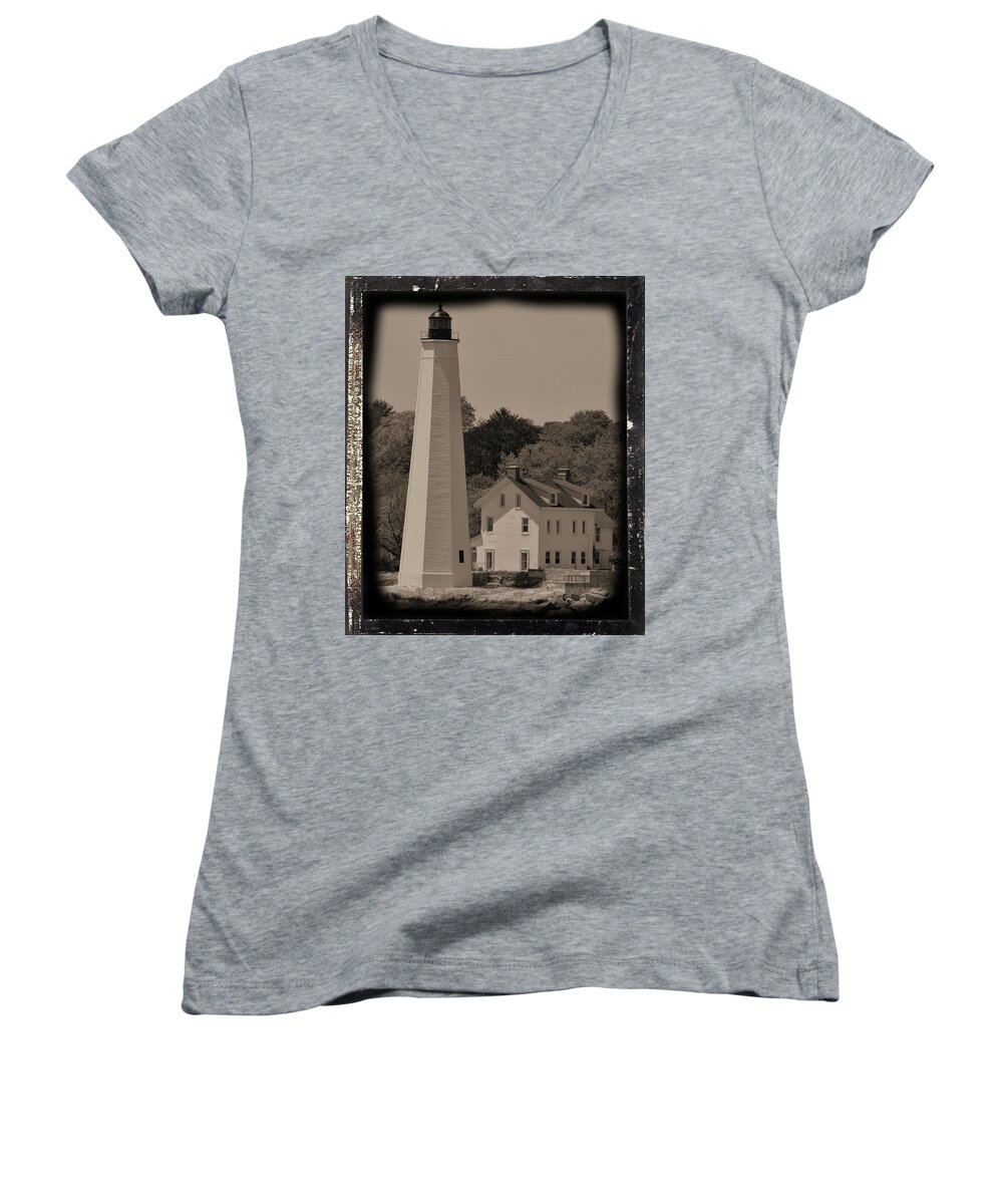 Lighthouse Women's V-Neck featuring the photograph Coastal Lighthouse 2 by Charles HALL