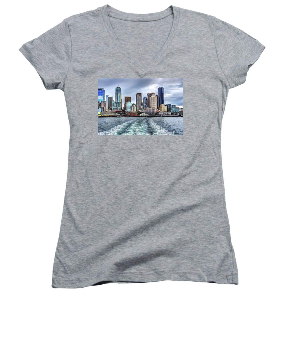 Seattle Women's V-Neck featuring the photograph Departing Pier 54 by Rob Green