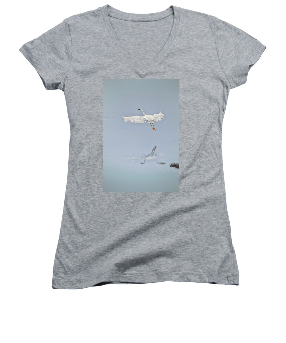 Egret Women's V-Neck featuring the photograph Egret Takes Flight by Susan Gary