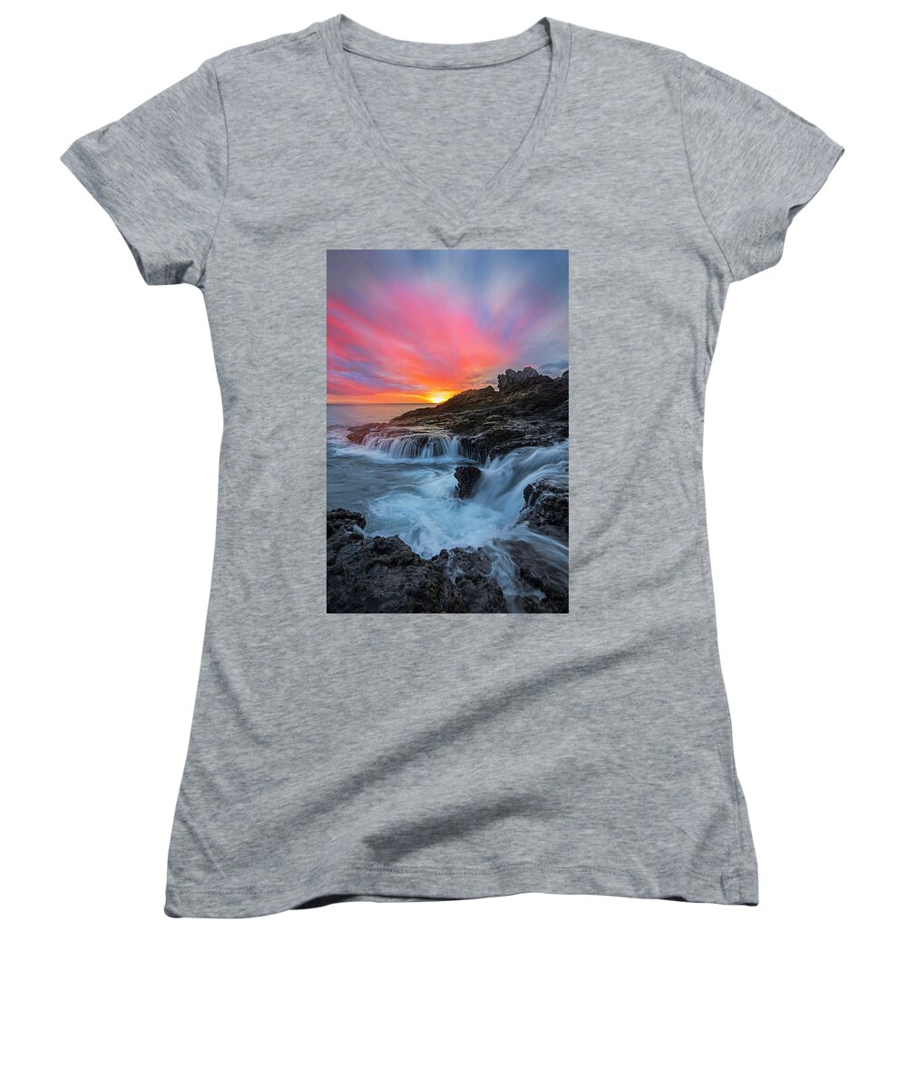Maui Hawaii Sunset Seascape Water Clouds Lava Hawaiian Beauty Women's V-Neck featuring the photograph Endless Sea by James Roemmling