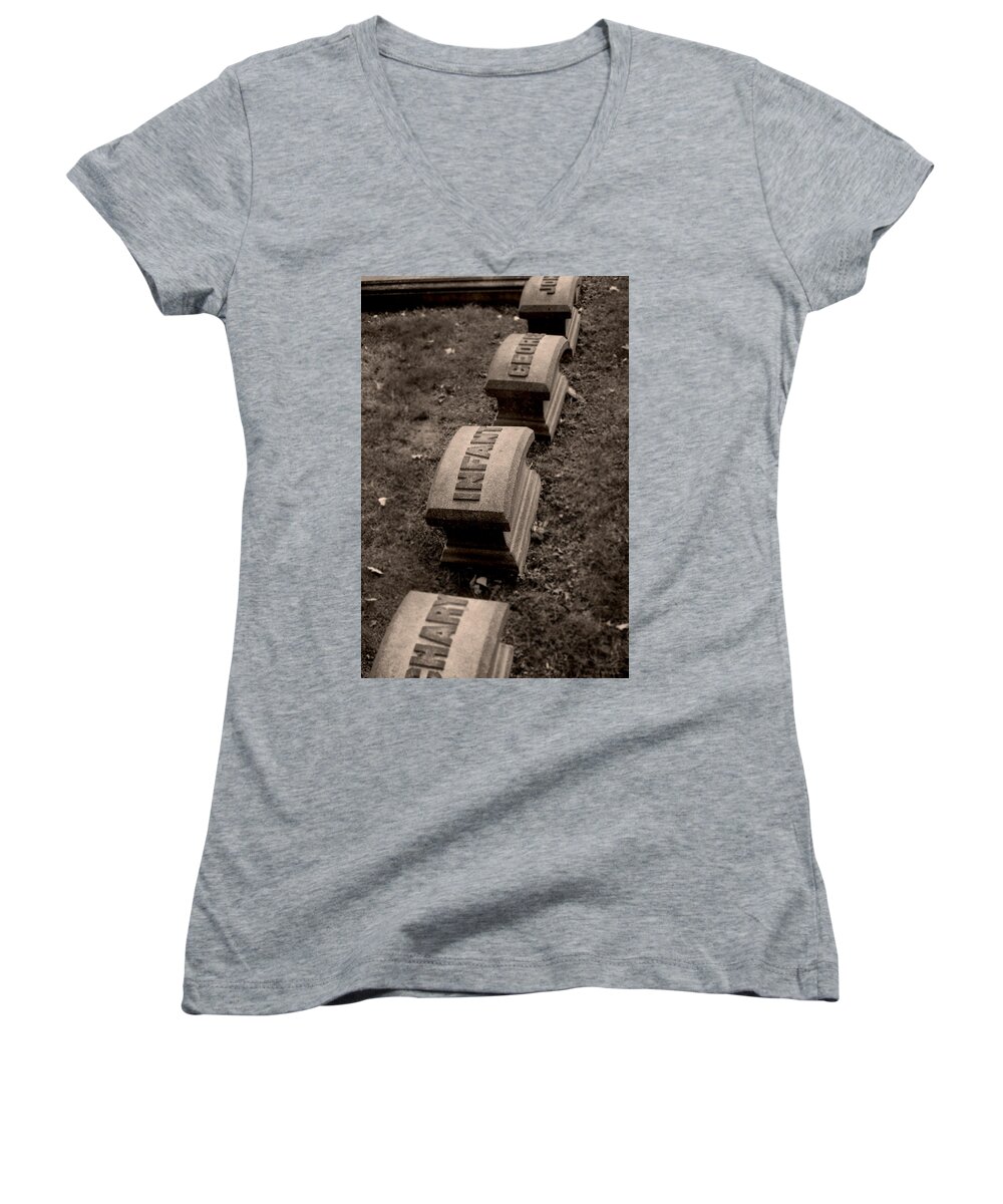  Women's V-Neck featuring the photograph Family by Melissa Newcomb