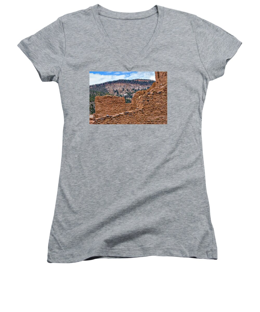 Southwest Usa Women's V-Neck featuring the photograph Forbidding Cliffs by Alan Toepfer