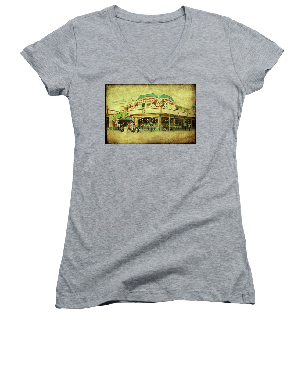 Jersey Shore Women's V-Neck featuring the photograph Fun House - Jersey Shore by Angie Tirado
