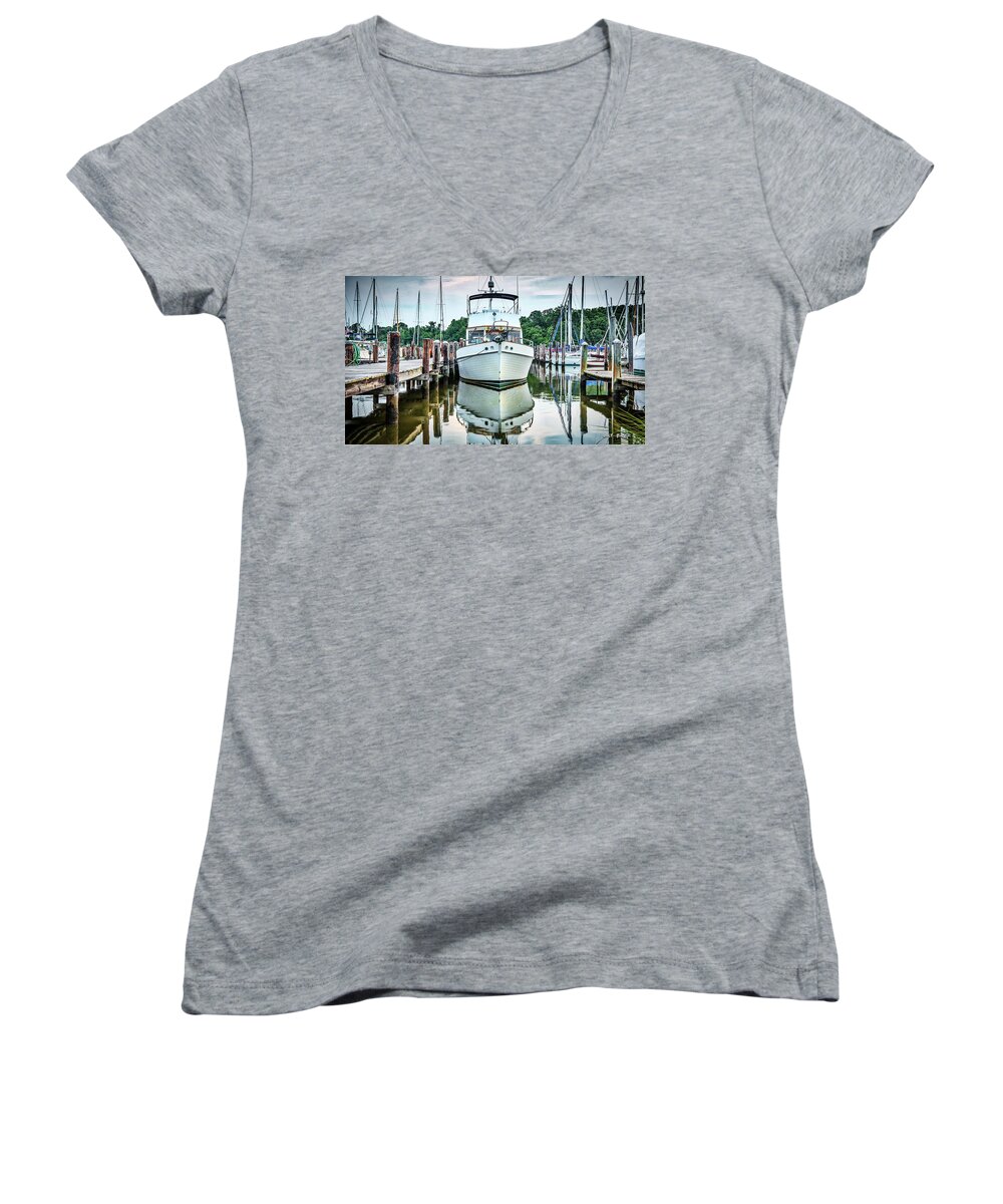 Boating Women's V-Neck featuring the photograph Galesville by Walt Baker