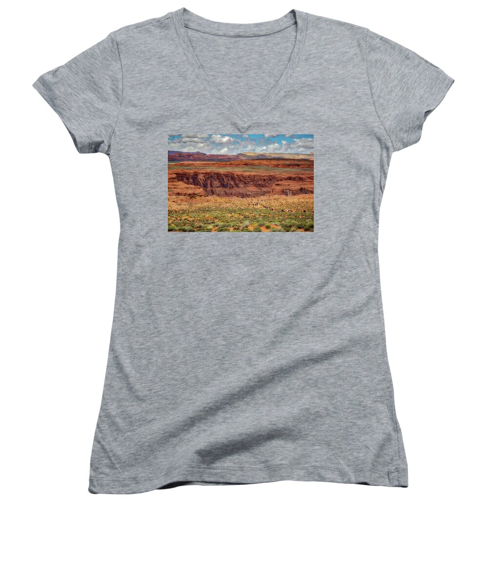 Horseshoe Bend Women's V-Neck featuring the photograph Horseshoe Bend Arizona #2 by Jennifer Rondinelli Reilly - Fine Art Photography