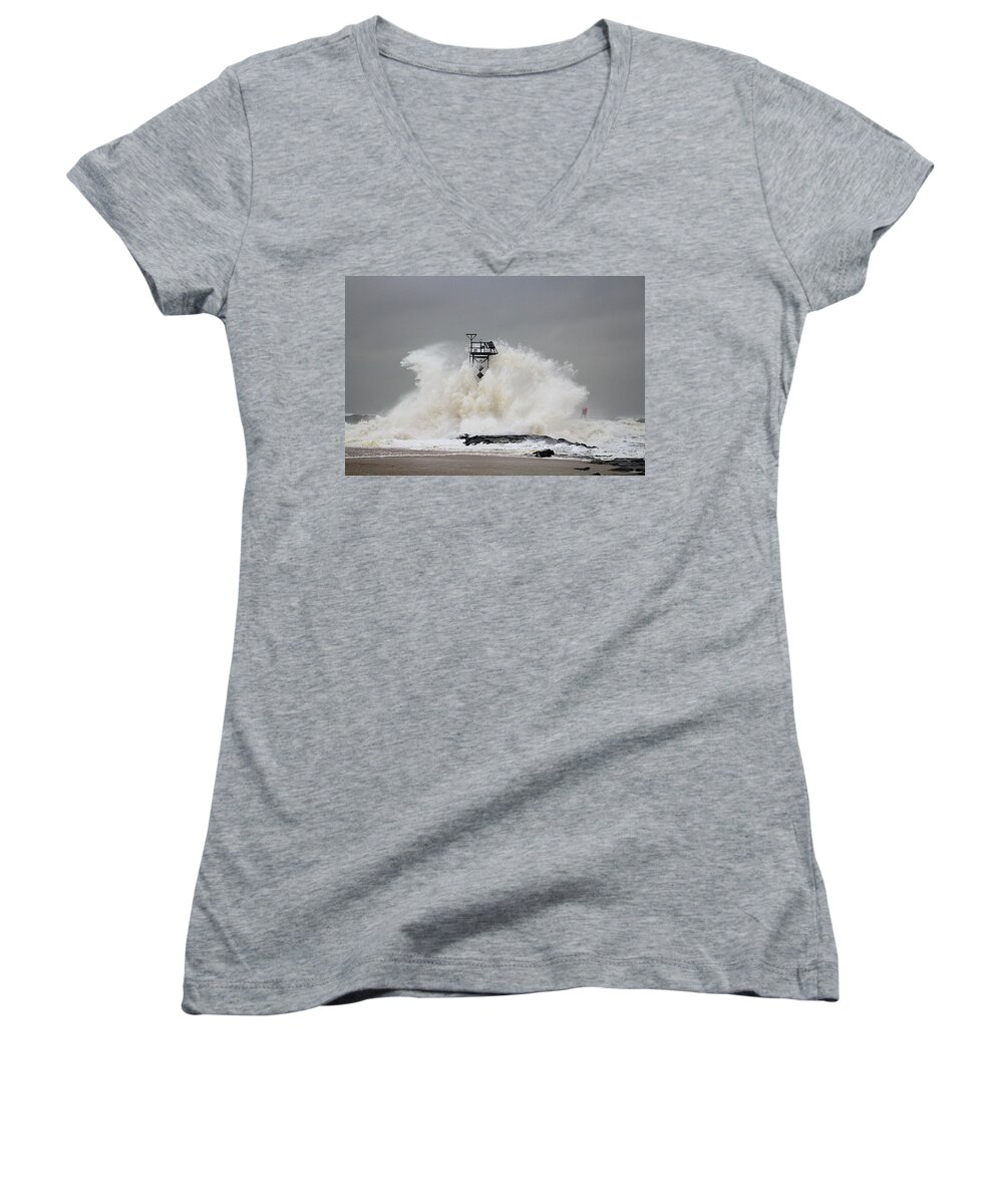 Beach Women's V-Neck featuring the photograph Hurricane Jose Wave at the Inlet Jetty by Robert Banach