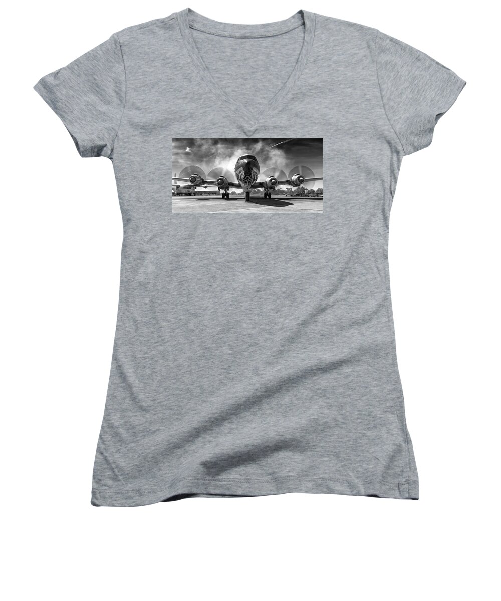 Aeroplane Women's V-Neck featuring the photograph Just Getting Warmed Up by Jay Beckman