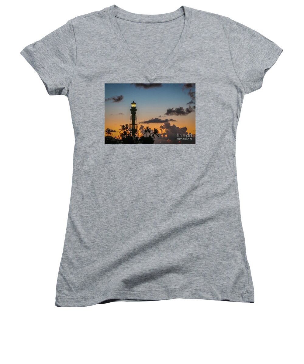 Lighthouse Women's V-Neck featuring the photograph Lighthouse at Dawn #1 by Tom Claud