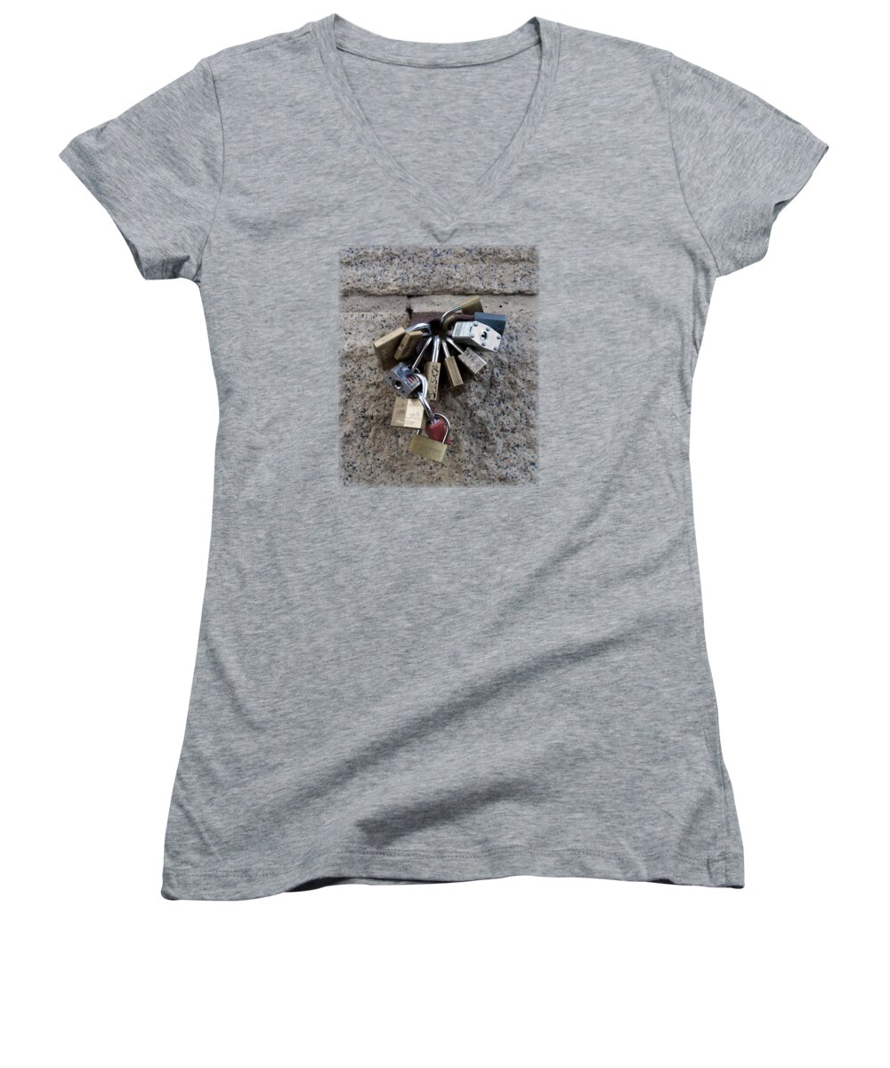 Locks Women's V-Neck featuring the photograph Locked by Sinder Singh