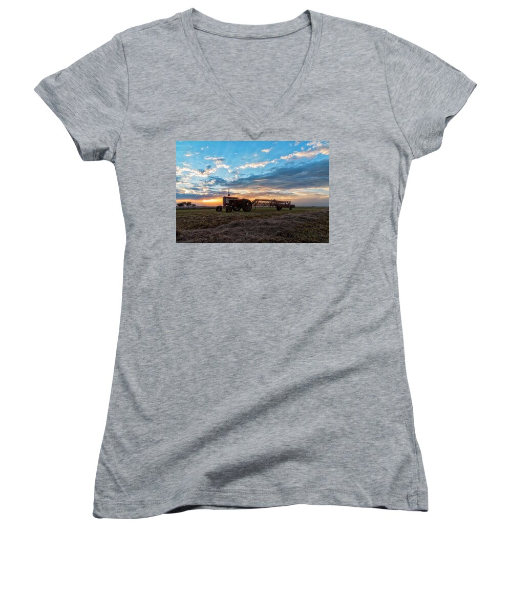 Farmall Tractors Women's V-Neck featuring the photograph On The Farm by Russell Pugh