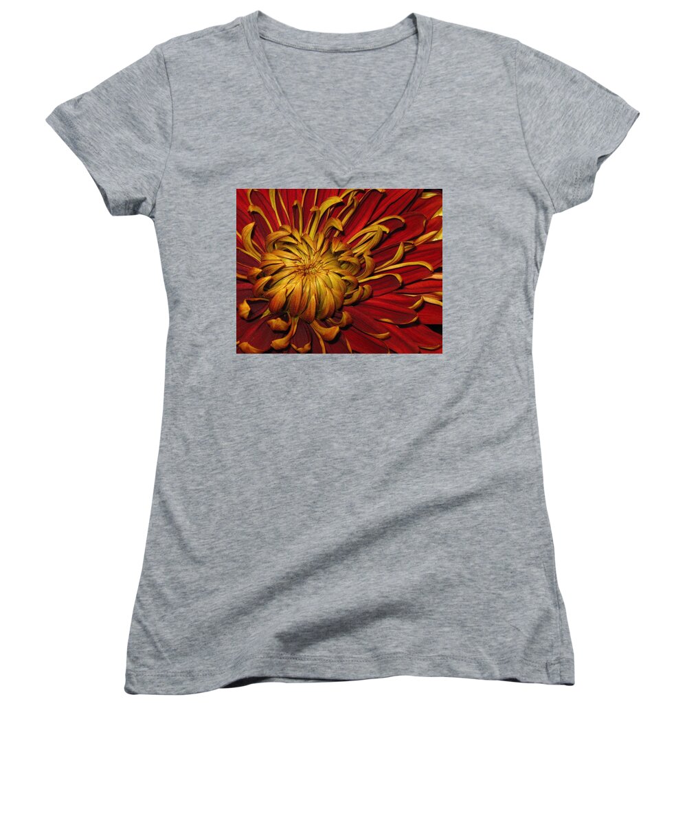 Flowers Women's V-Neck featuring the photograph Oy MumInYoo by Lori Lafargue