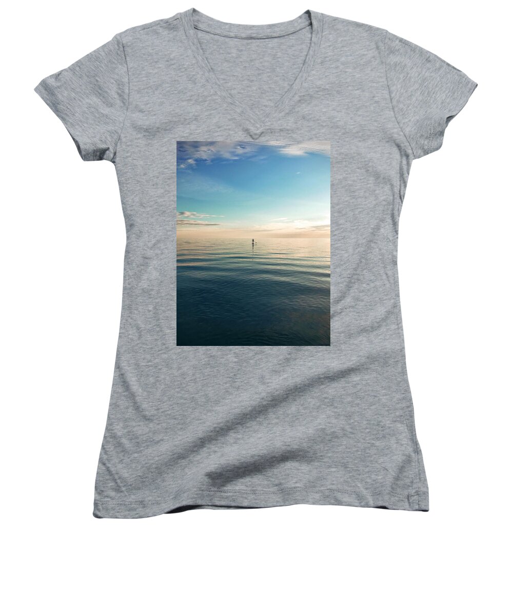 Sunset Women's V-Neck featuring the photograph Paddling UP Strait by Andrew Weills
