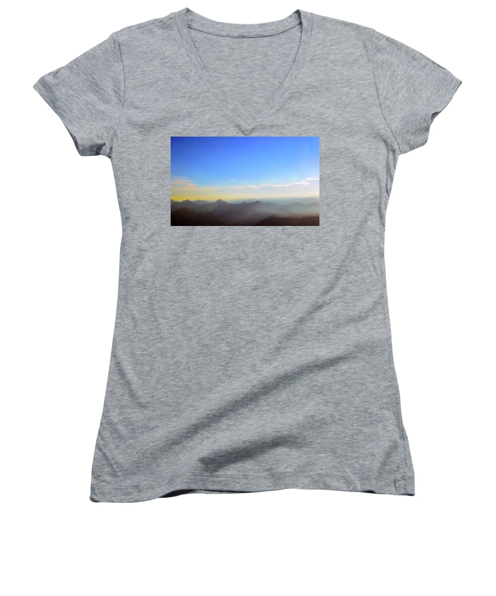 Landscape Women's V-Neck featuring the photograph Pilchuck and Three Sisters Sunrise by Brian O'Kelly