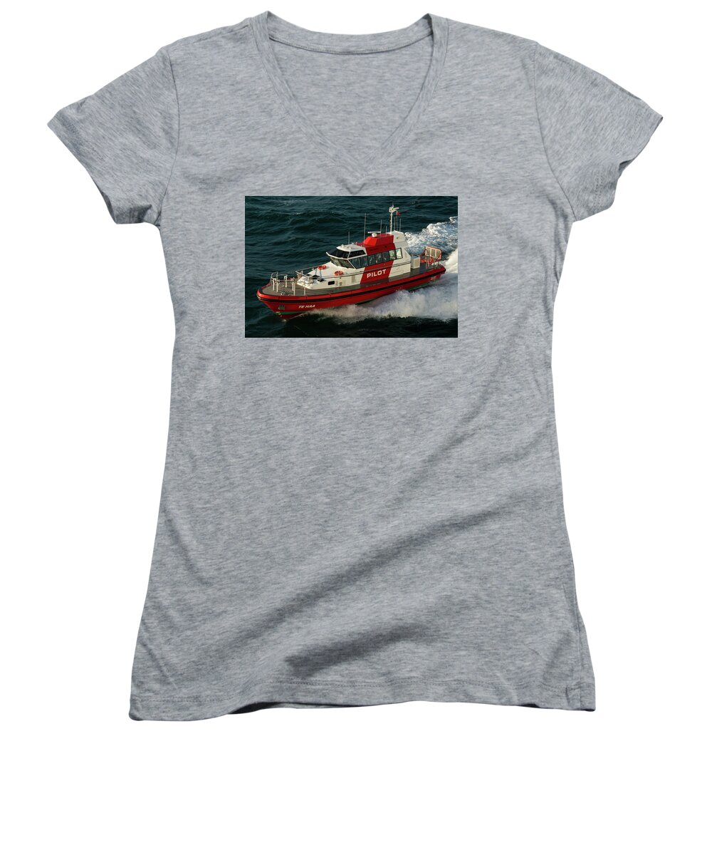 Pilot Boat Women's V-Neck featuring the photograph Pilot Boat Wellington by John Daly
