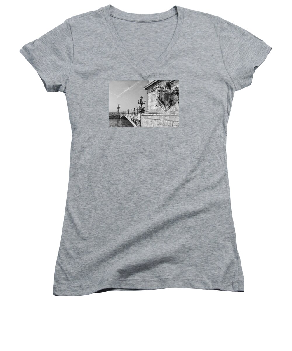 Pont Alexandre Women's V-Neck featuring the photograph Pont Alexandre by Diana Haronis