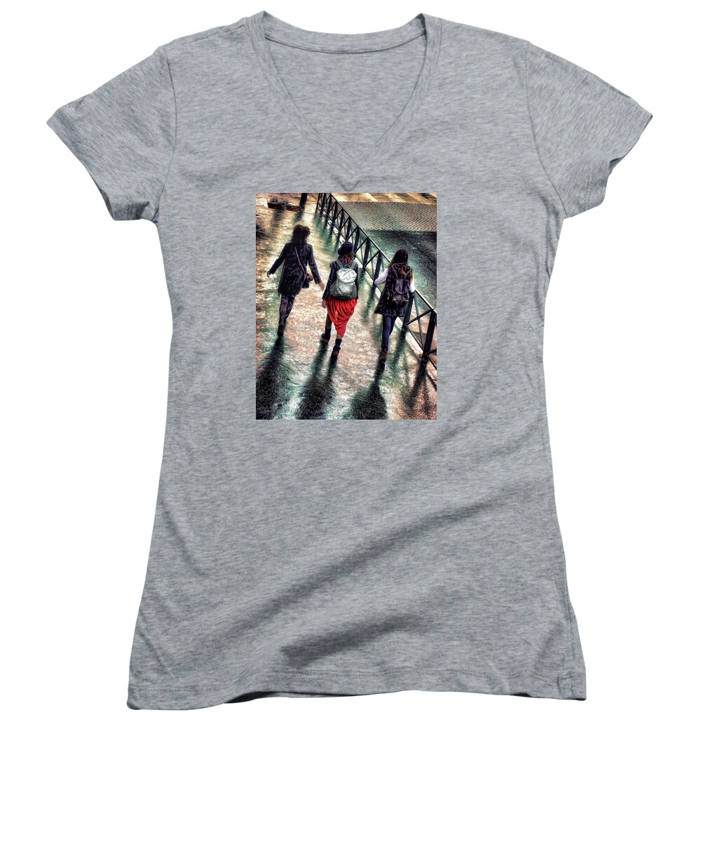 Quai Des Tuileries Women's V-Neck featuring the photograph Quai des Tuileries by Jim Hill