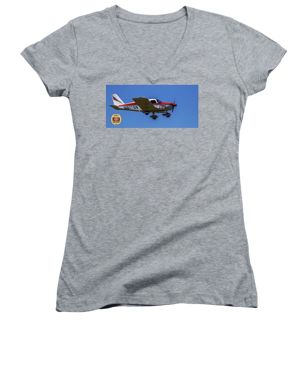 Big Muddy Air Race Women's V-Neck featuring the photograph Race 179 Fly By by Jeff Kurtz