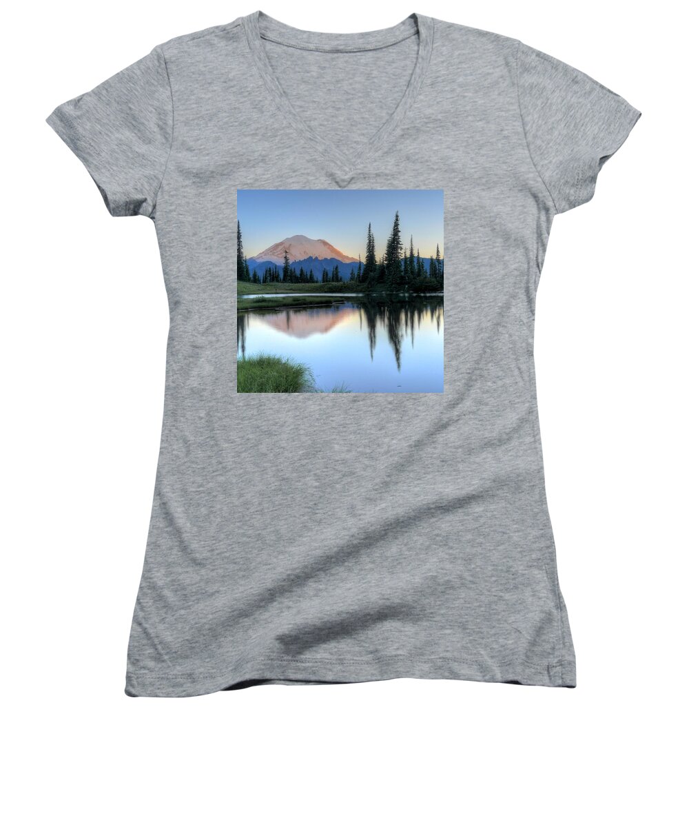 Mt Rainier Women's V-Neck featuring the photograph Rainier from Tipsoo by Peter Mooyman
