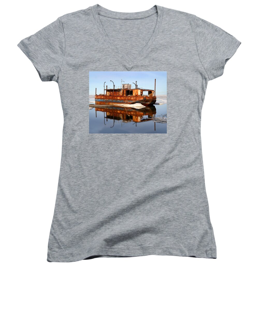 Boat Women's V-Neck featuring the photograph Rusty Barge by Anthony Jones