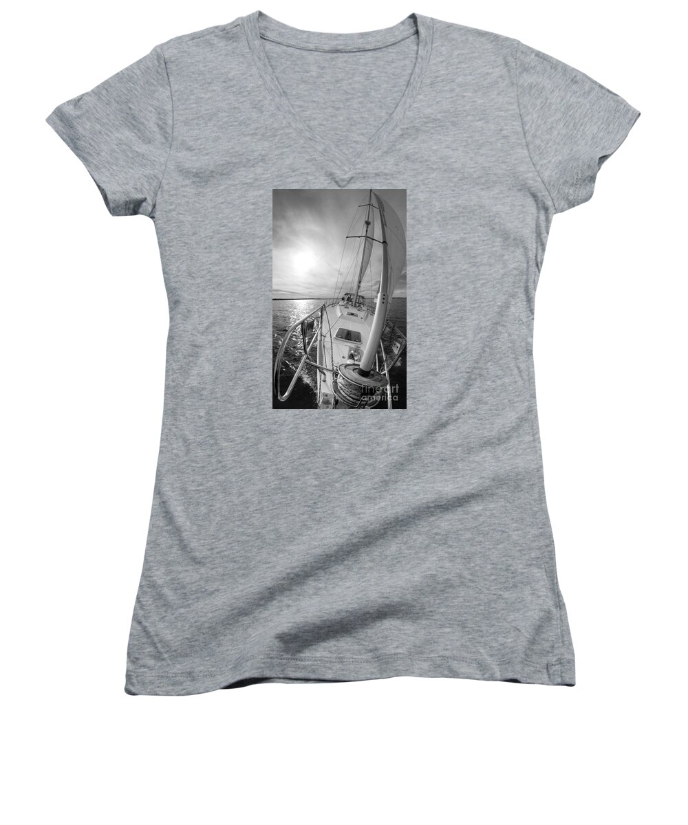 Sailing Yacht Women's V-Neck featuring the photograph Sailing Yacht Fate Beneteau 49 Black and White by Dustin K Ryan