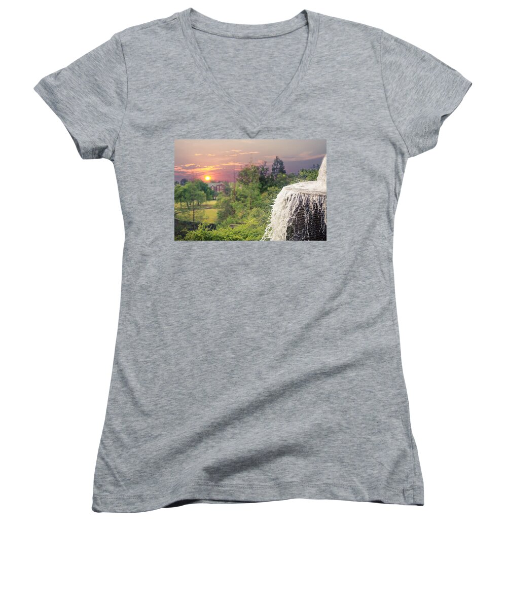 Finlay Park Women's V-Neck featuring the photograph Sunset over the city by Jessica Brown