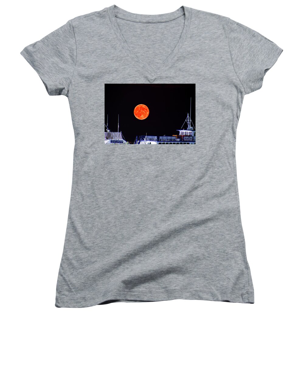Moon Women's V-Neck featuring the photograph Super Moon over Crazy Sister Marina by Bill Barber