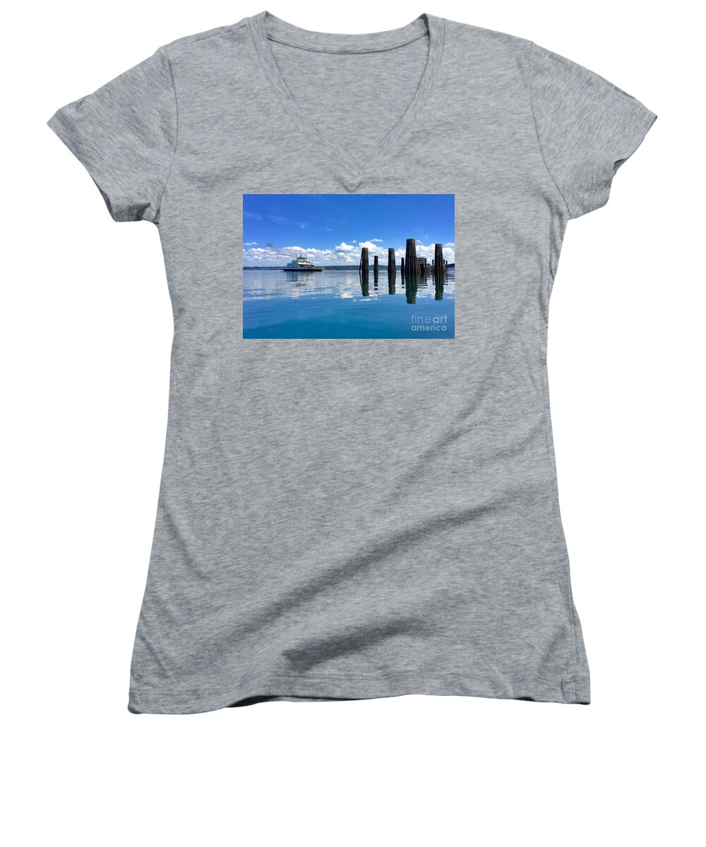 Photography Women's V-Neck featuring the photograph The Arrival by Sean Griffin
