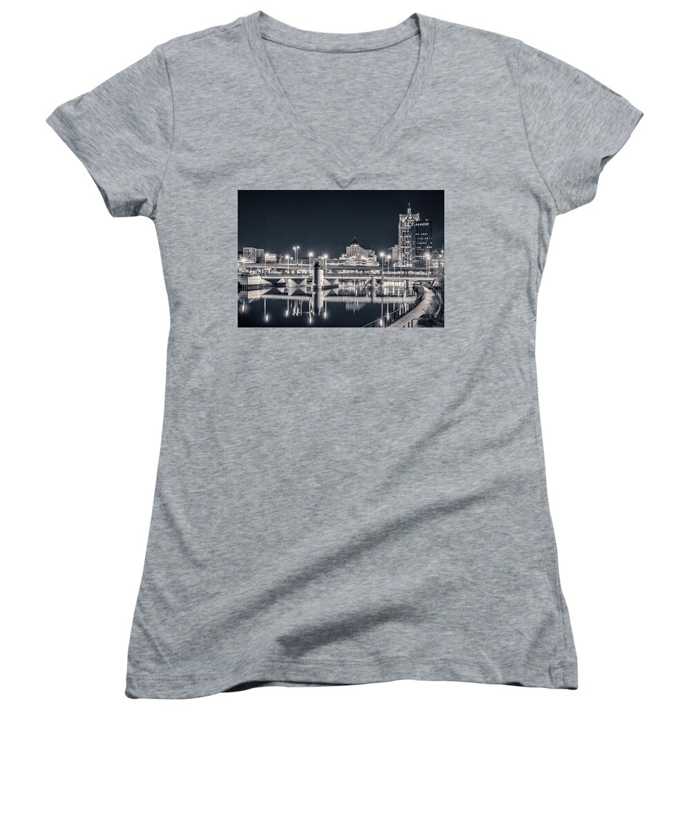 Bill Pevlor Women's V-Neck featuring the photograph The Bright Dark of Night by Bill Pevlor