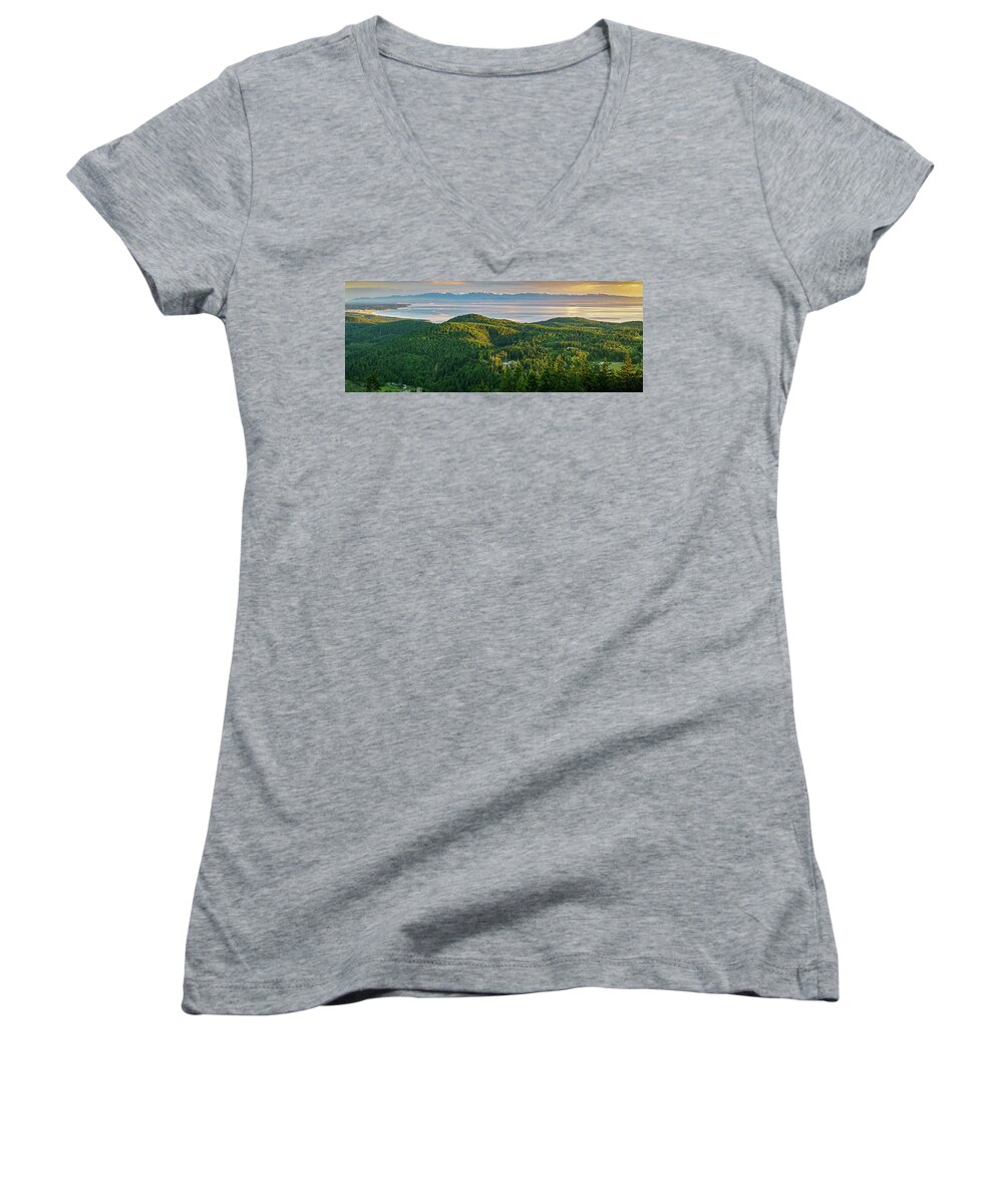 Mountains Women's V-Neck featuring the photograph The Olympics from Mt Erie by Ken Stanback