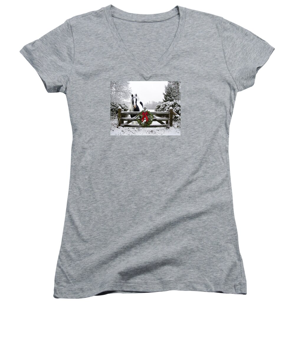 Equine Women's V-Neck featuring the photograph The Perfect Christmas by Terry Kirkland Cook