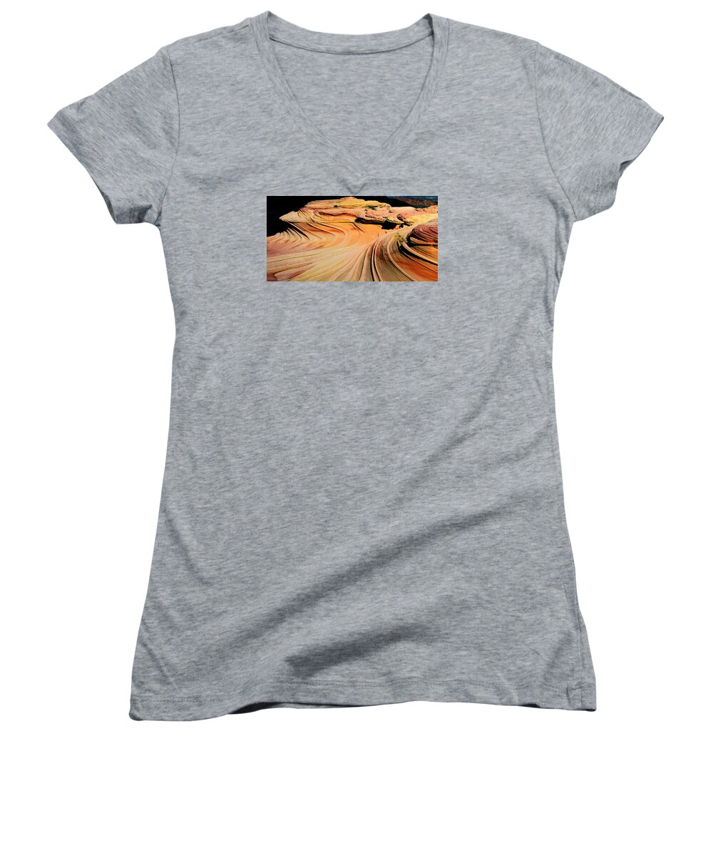 Arizona Landscape Women's V-Neck featuring the photograph Time Lines by Frank Houck