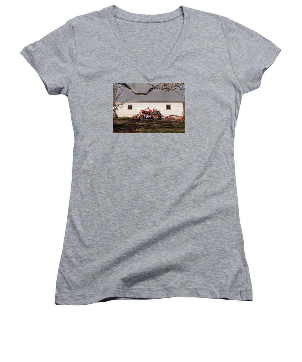 Tractor Women's V-Neck featuring the photograph Tractor barn Branch by Grant Groberg