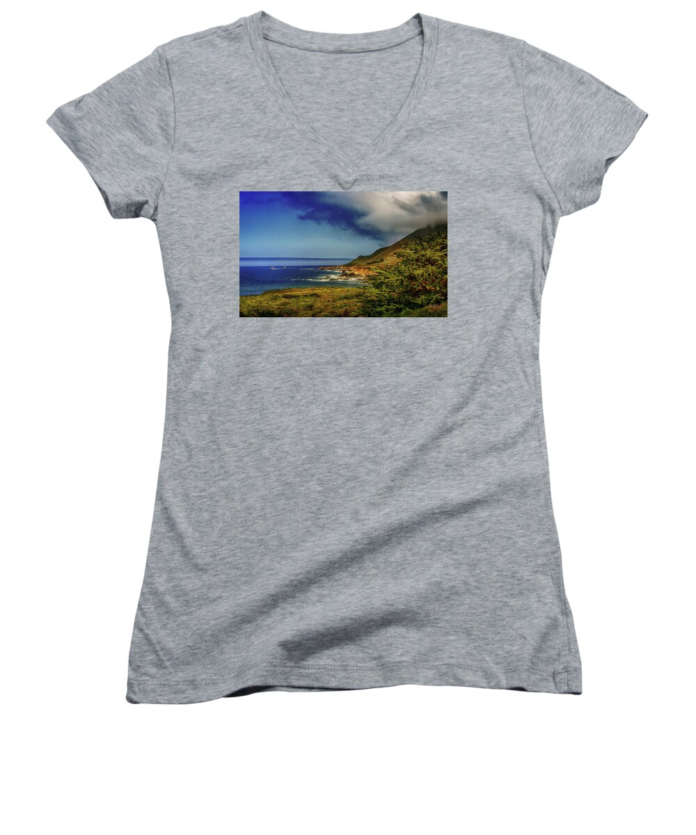 Coastline Women's V-Neck featuring the photograph Up Coast by Joseph Hollingsworth