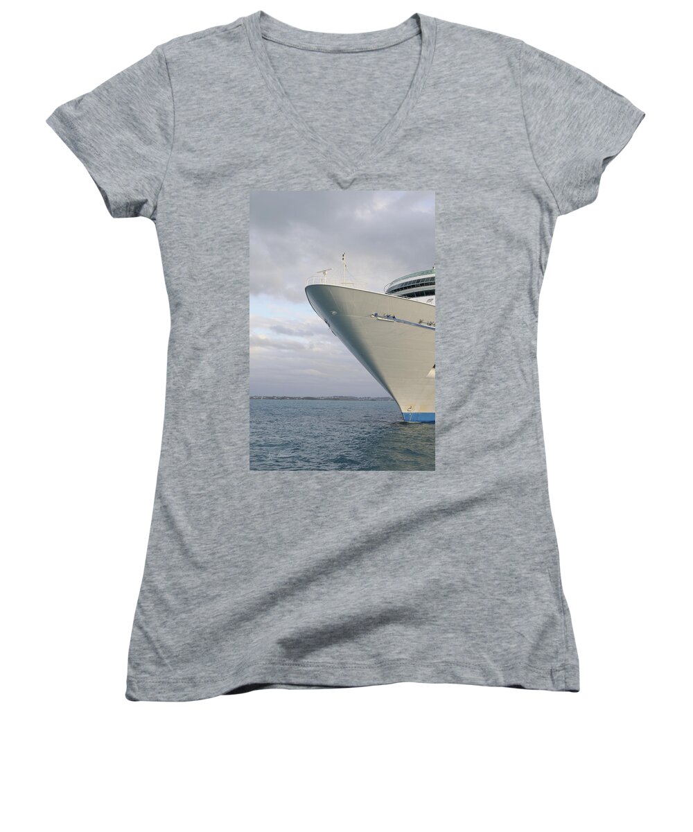 Bermuda Women's V-Neck featuring the photograph Voyage by Luke Moore