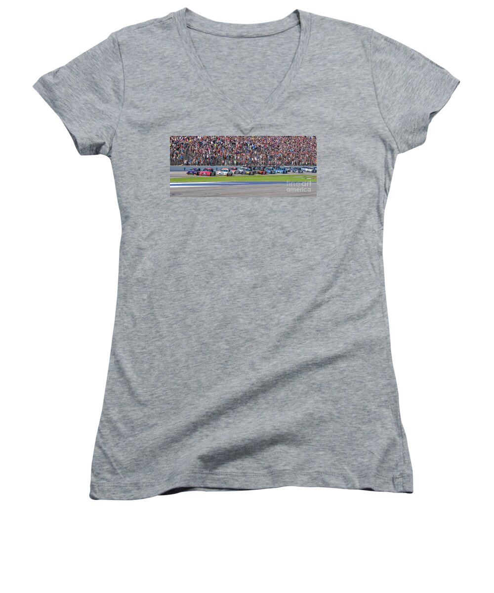 Texas Motor Speedway Women's V-Neck featuring the photograph We have a race by Paul Quinn