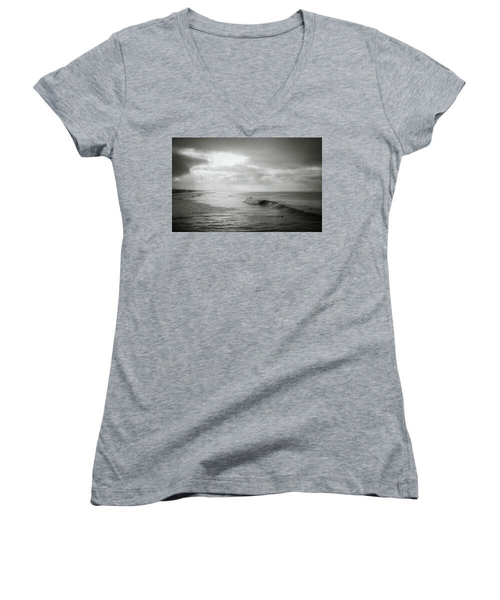 Black And White Women's V-Neck featuring the photograph West Swell by Jeffrey Ommen