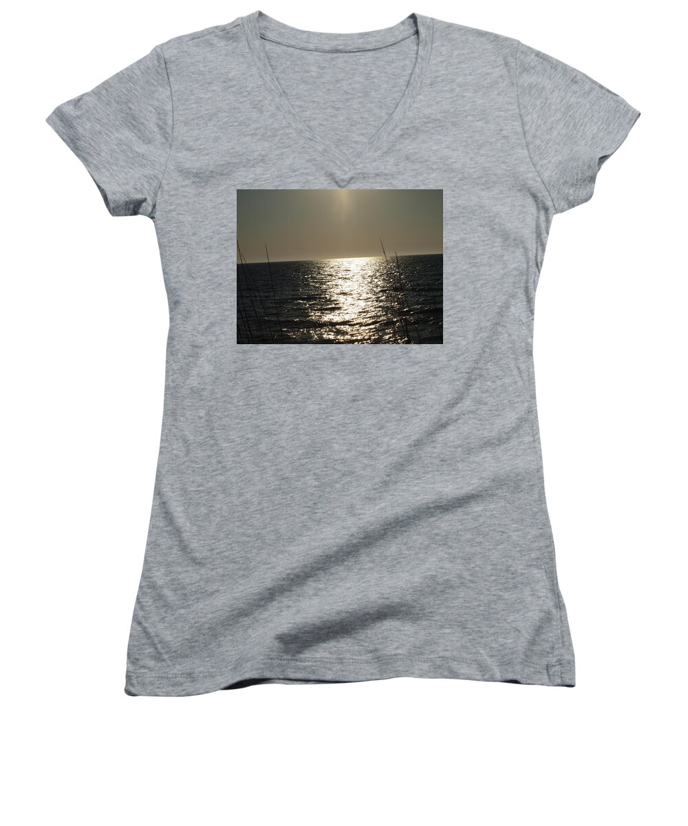 Sunset Prints Women's V-Neck featuring the photograph Who Framed Roger Rabbit by Robert Margetts