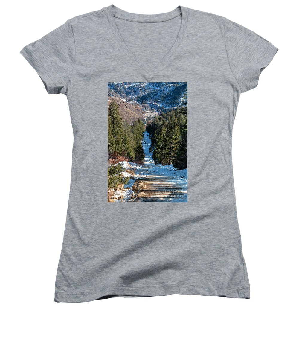 Incline Women's V-Neck featuring the photograph Manitou Incline in Winter #4 by Steven Krull