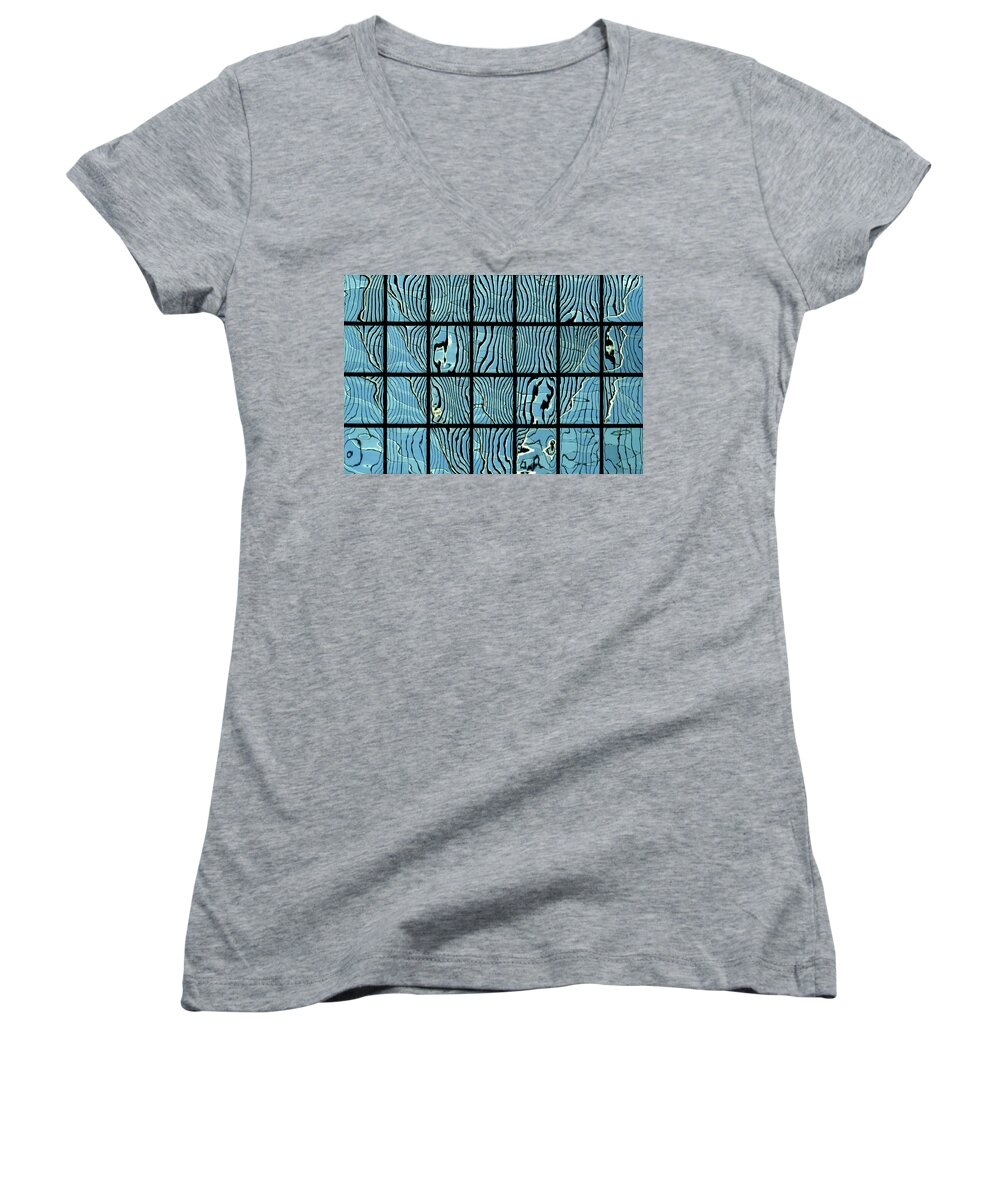 Urban Women's V-Neck featuring the photograph Abstritecture 14 by Stuart Allen